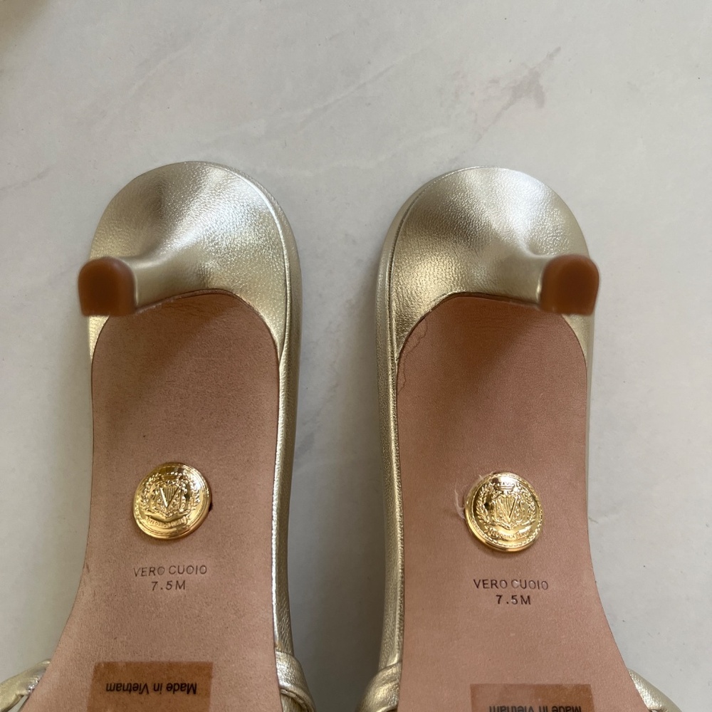 Designer metallic sandals - Picture 4 of 7